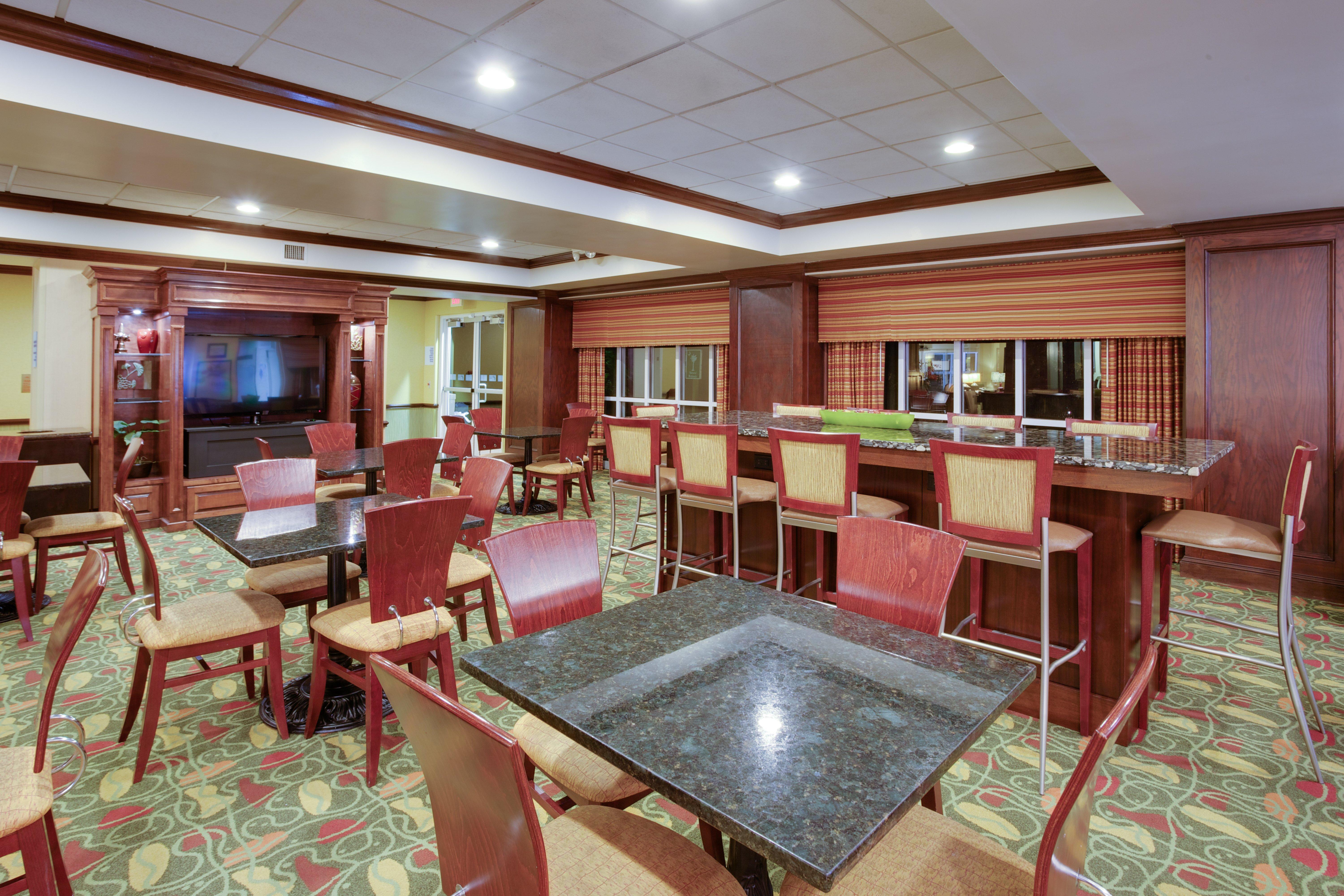 Holiday Inn Express Hotel & Suites Charleston-Ashley Phosphate By Ihg North Charleston Ngoại thất bức ảnh